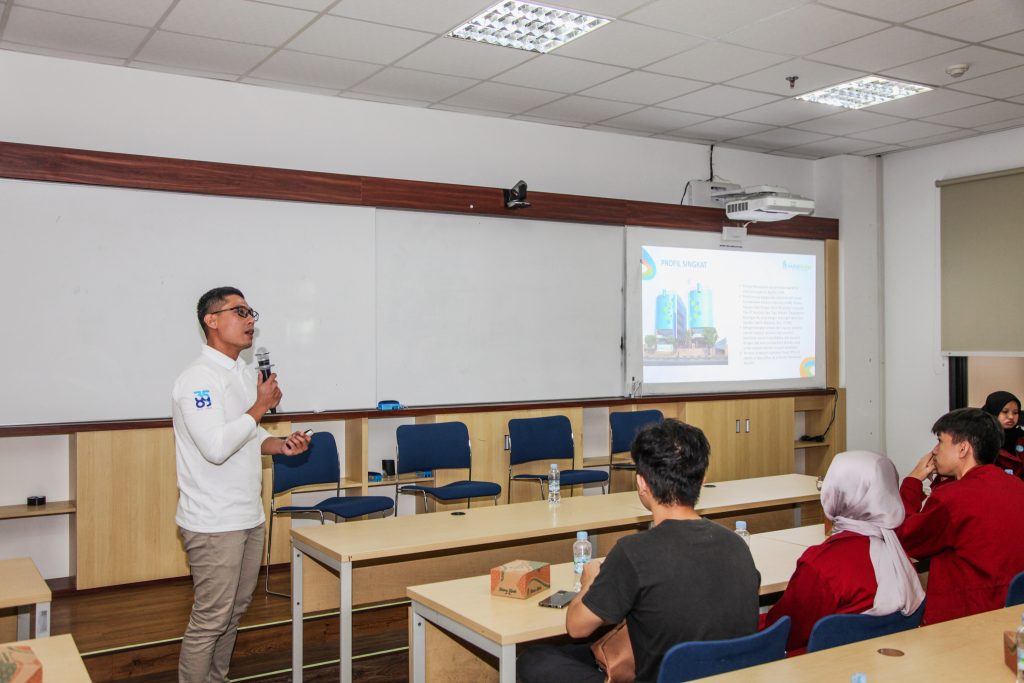 Takaful Keluarga berkolaborasi dengan alumni Matematika angkatan 1989 dan Himpunan Mahasiswa Matematika dan Aktuaria Institut Teknologi Bandung (Himatika ITB) Institut Teknologi Bandung (ITB) mengadakan acara Talkshow di Gedung Center for Advanced Sciences (CAS), ITB Kampus Ganesha.